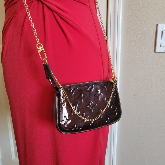 Sold- Brand new authentic Louis Vuitton Mini Pochette Vernis - Picture 16 of 16